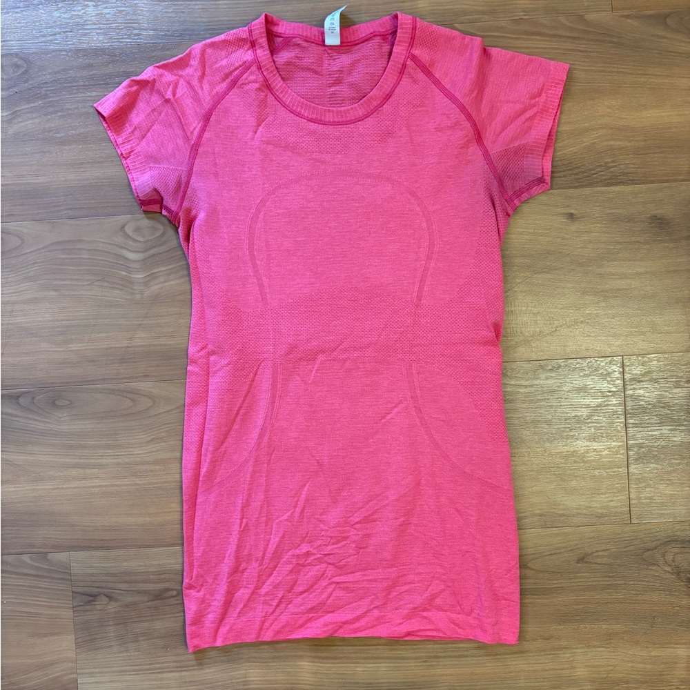 lululemon athletica Pink Short Sleeve Tee